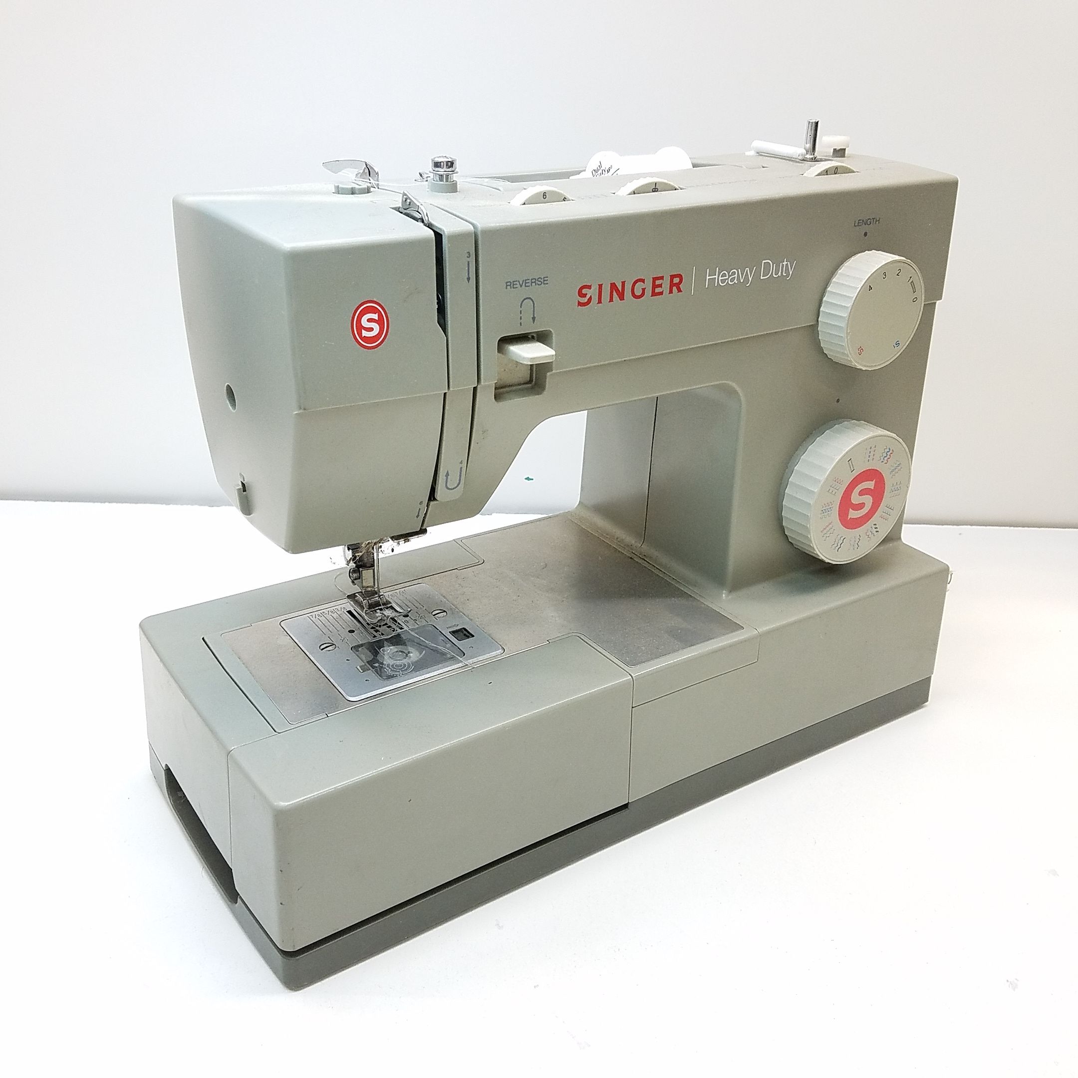 SINGER 4452 Heavy Duty Sewing Machine - Rio Grande Trade