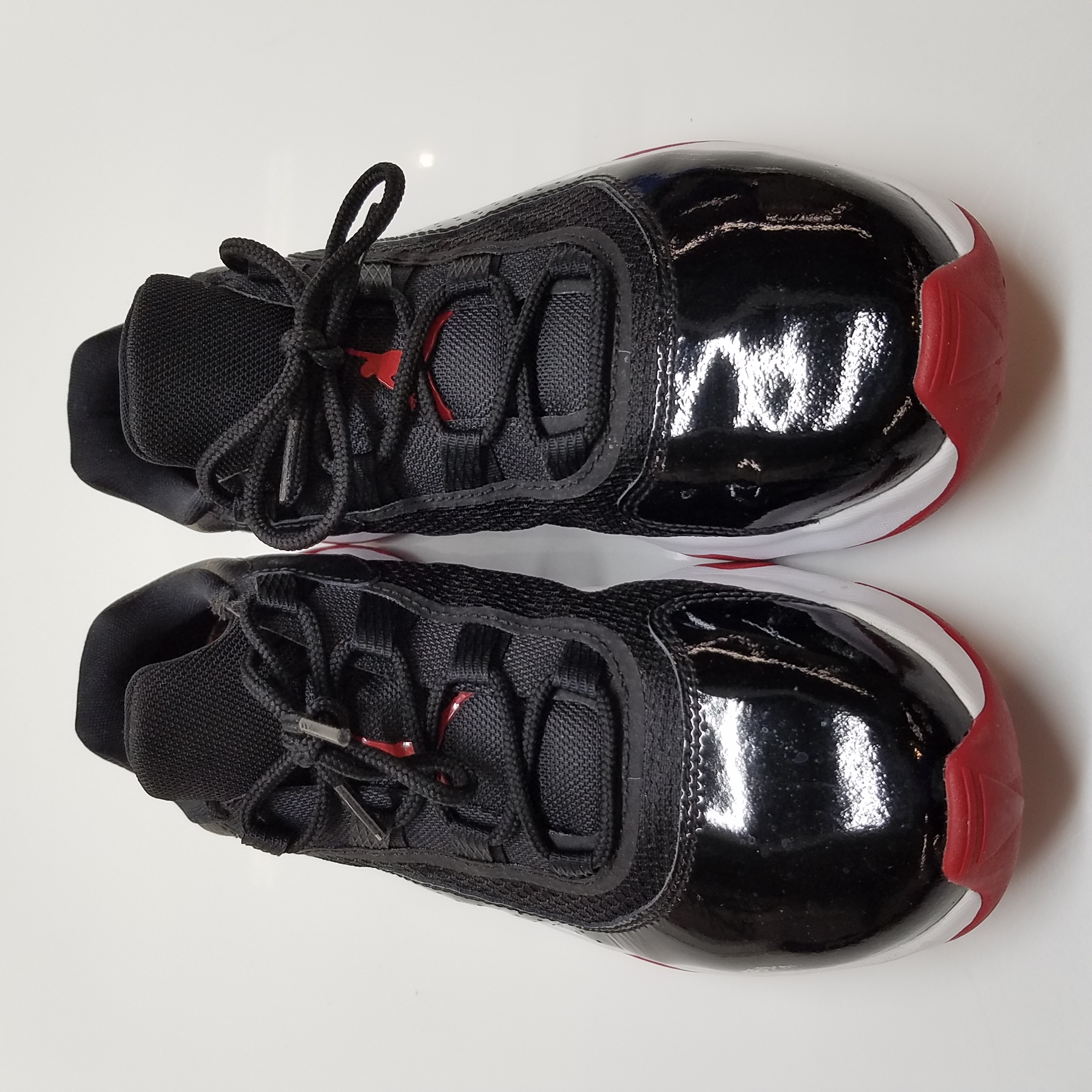 Buy the Air Jordan Low Size 7 | GoodwillFinds