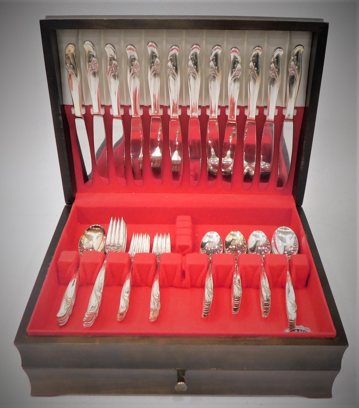 Buy the Vintage 1957 Rogers+Bro Exquisite Pattern Silverplate Flatware ...