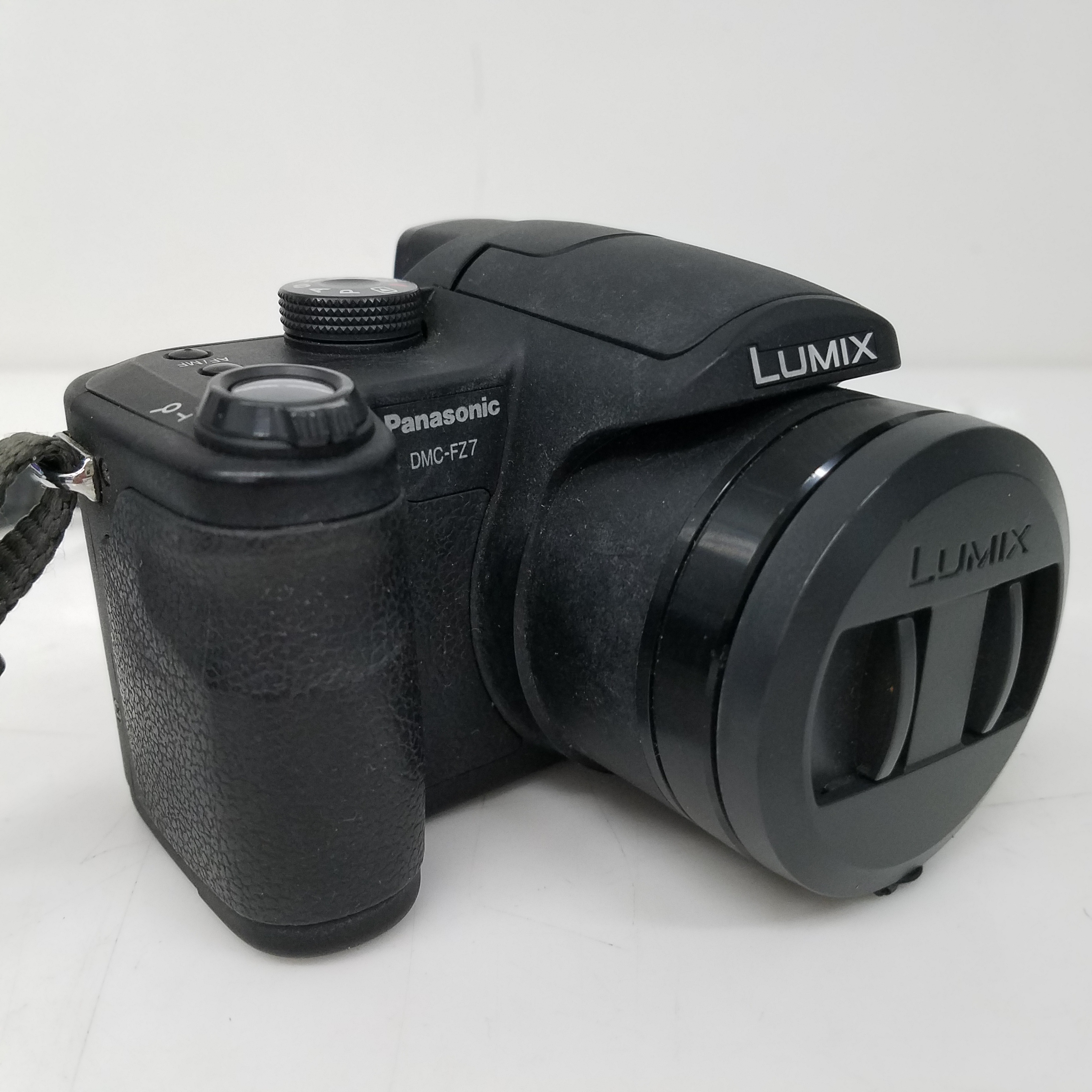 hel Merchandising gebrek Buy the Panasonic DMC-FZ7 Digital Camera with Carry Case | GoodwillFinds