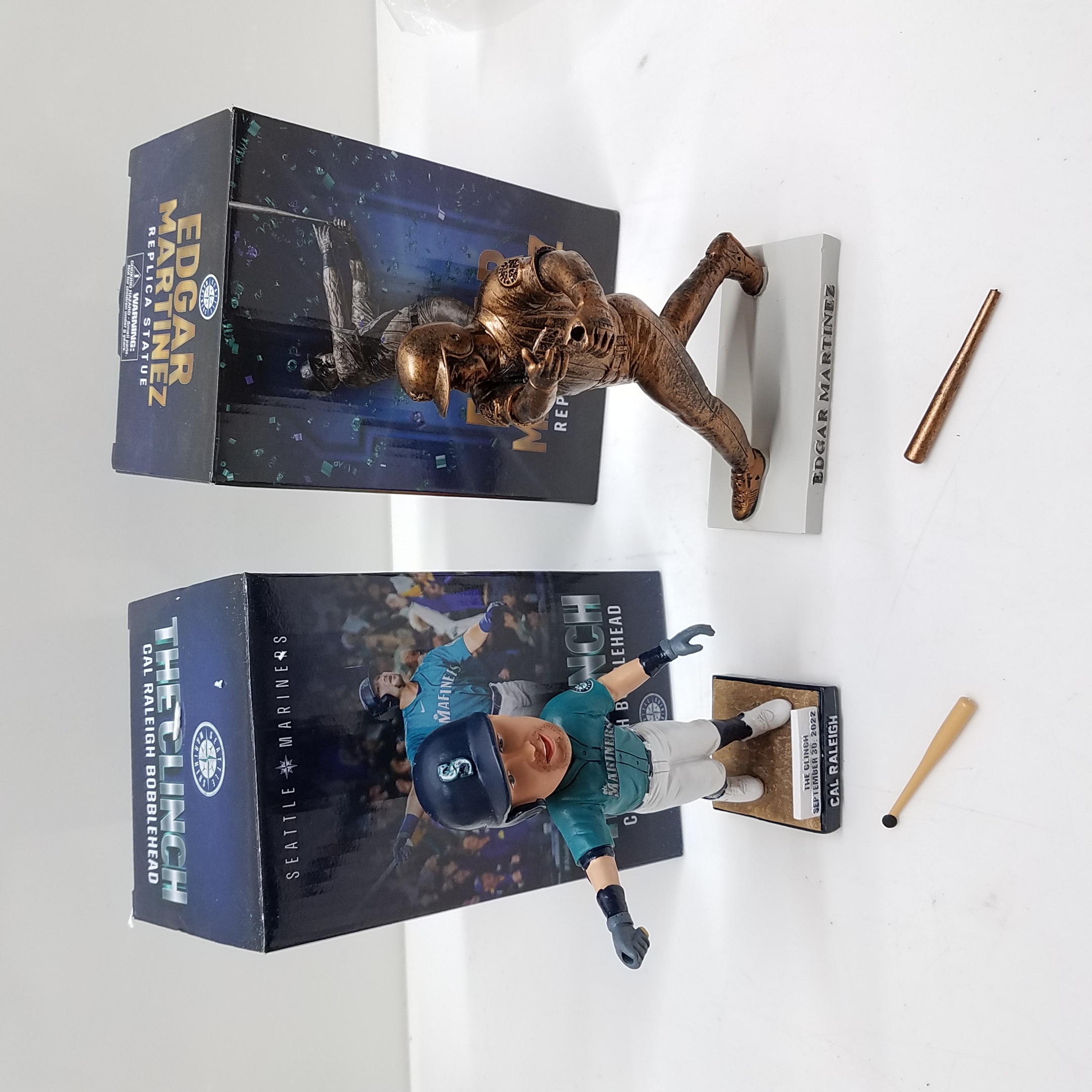 Buy Seattle Mariners Edgar Martinez Replica Statue and Cal Raleigh The  Clinch Bobble Head for USD 17.99 | GoodwillFinds
