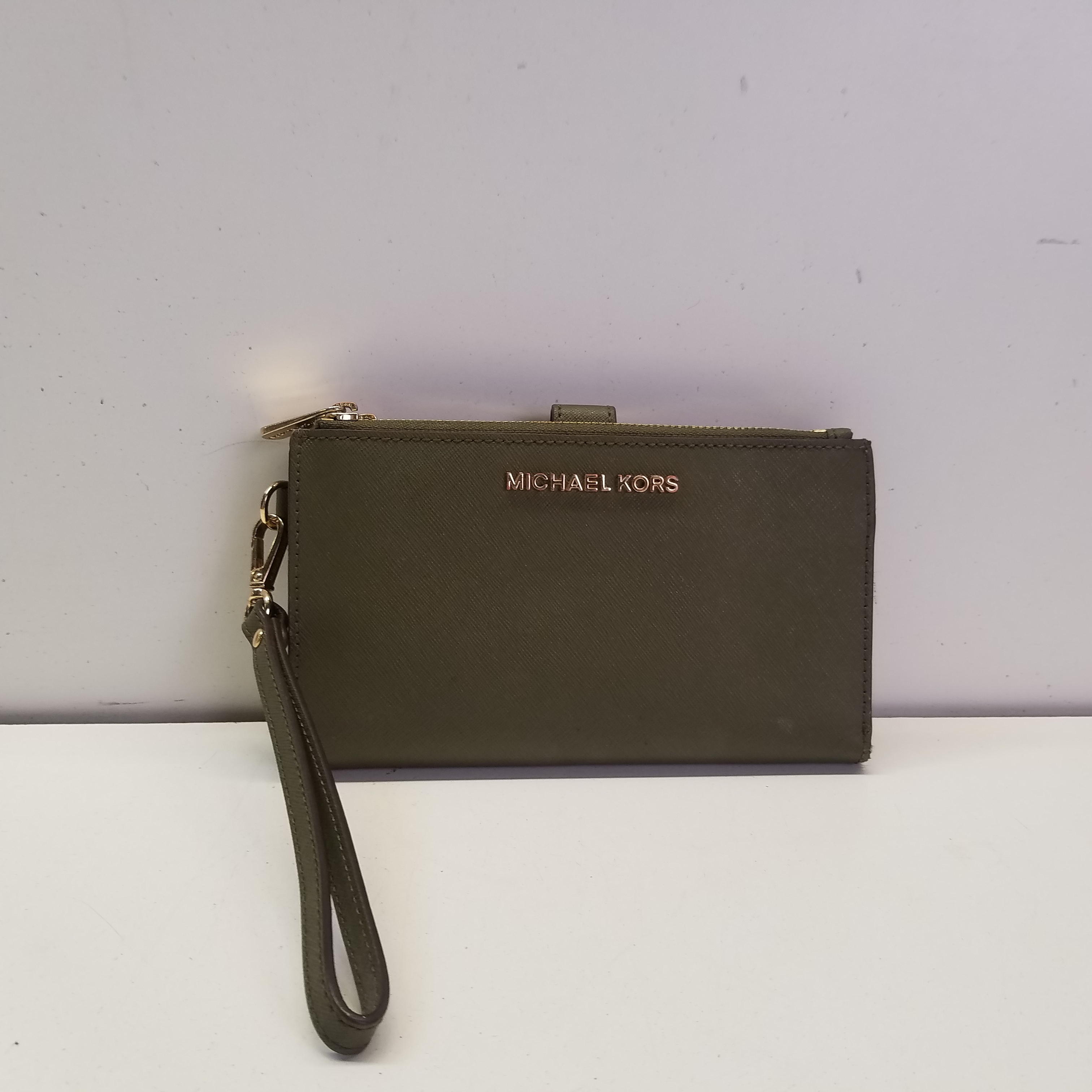 Buy the Michael Kors Jet Set Travel Olive Green Saffiano Leather Double ...