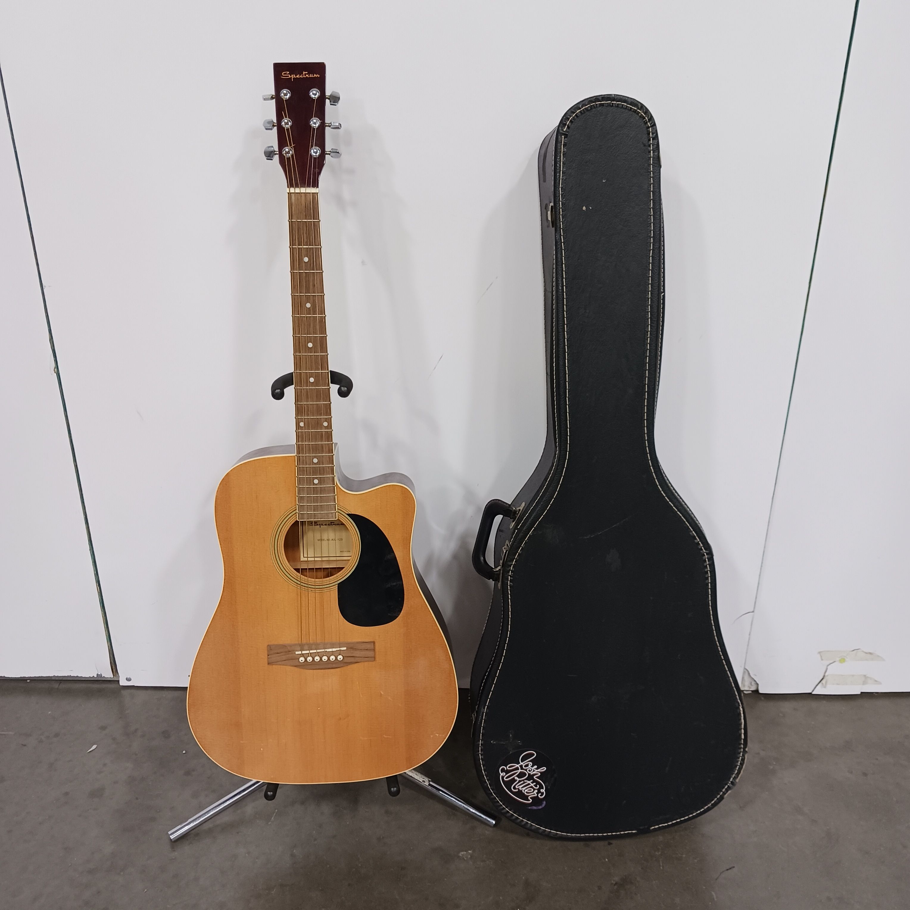 Buy the Spectrum AIL-123 Acoustic 6 String Wooden Guitar w/Case