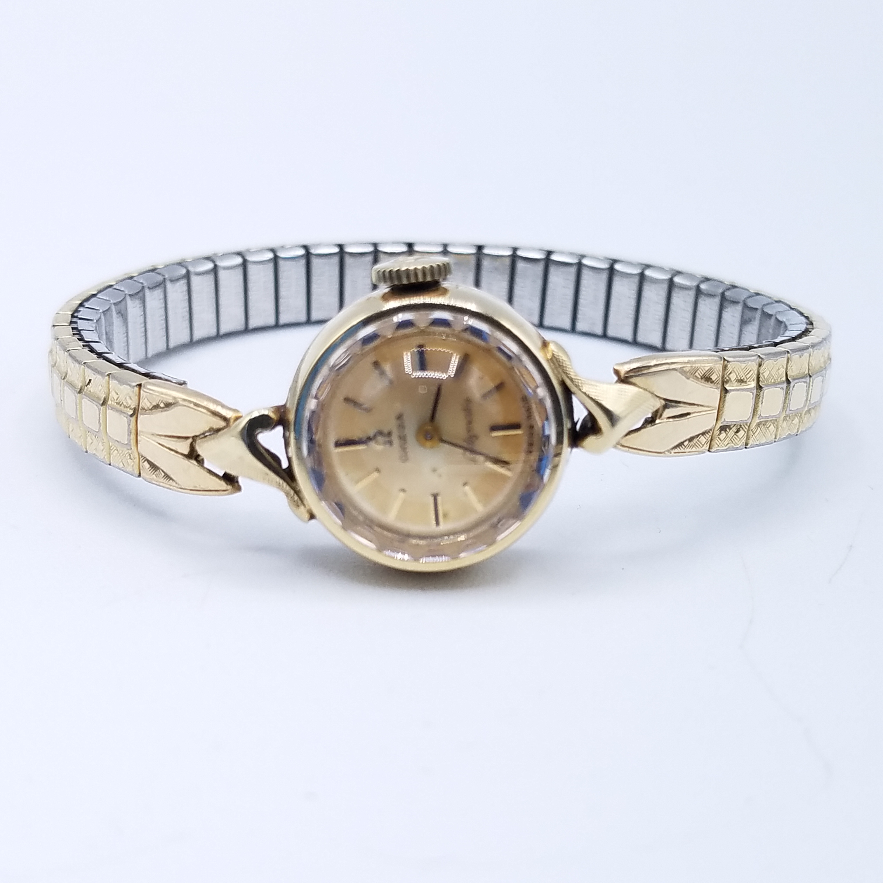 Buy the 14kt Gold Wind-Up Watch 20870378 | GoodwillFinds