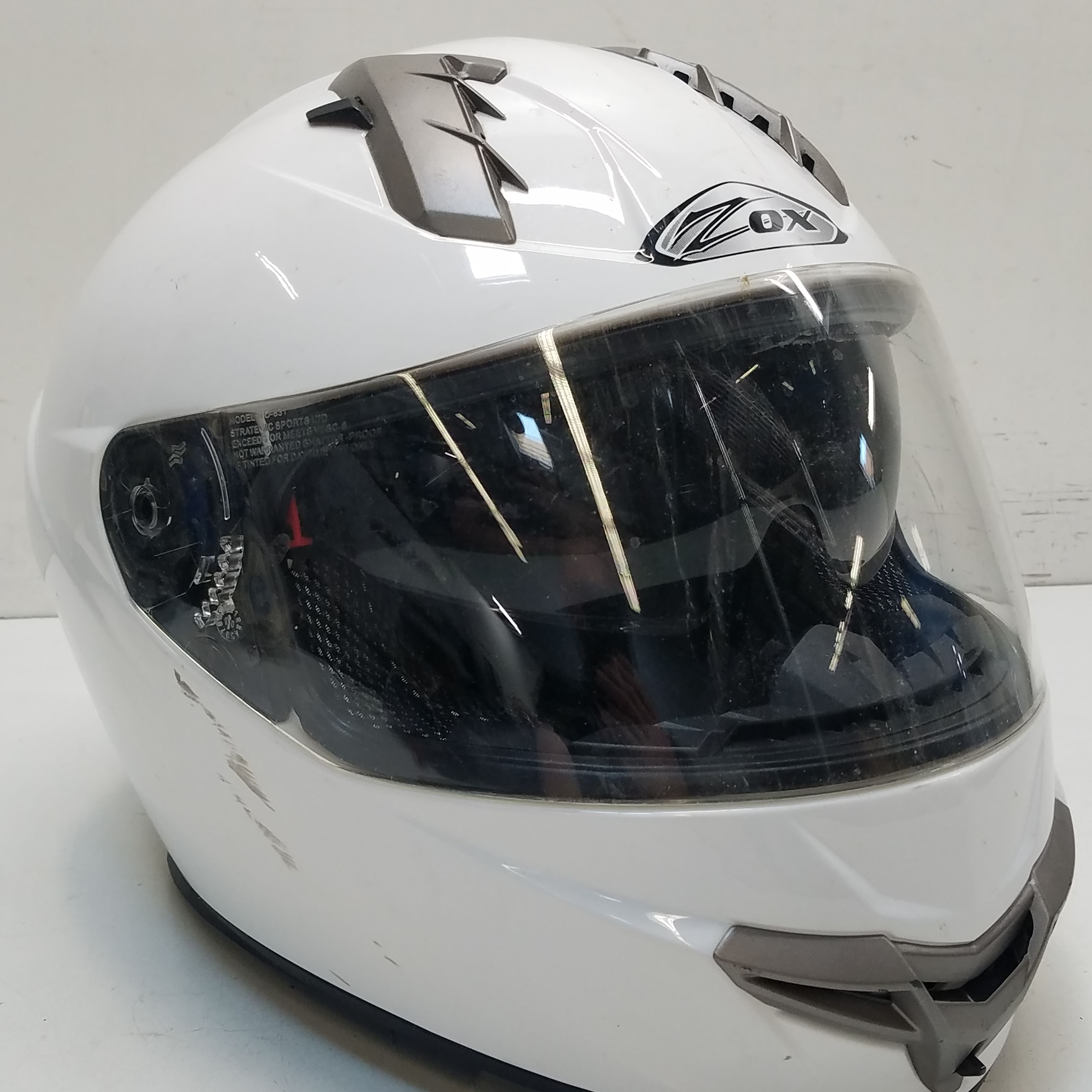 Buy the Zox Motorcycle Helmet Large | GoodwillFinds